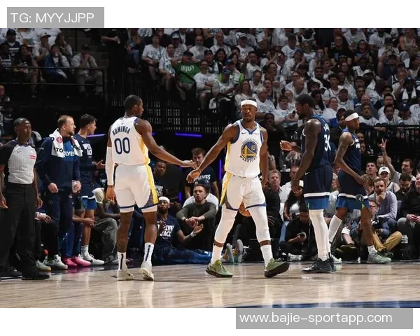 字母哥赞库里在进攻组织上的出色表现尽管突破和投篮受限