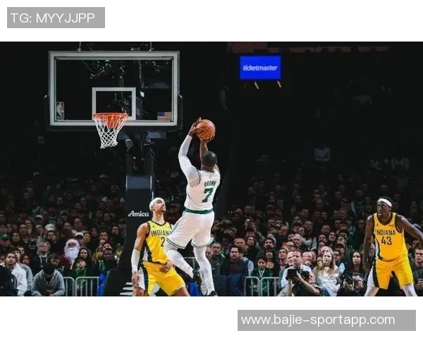 明天绿军客场挑战步行者杰伦布朗因背部痉挛出战可能性不大豪泽状态成疑