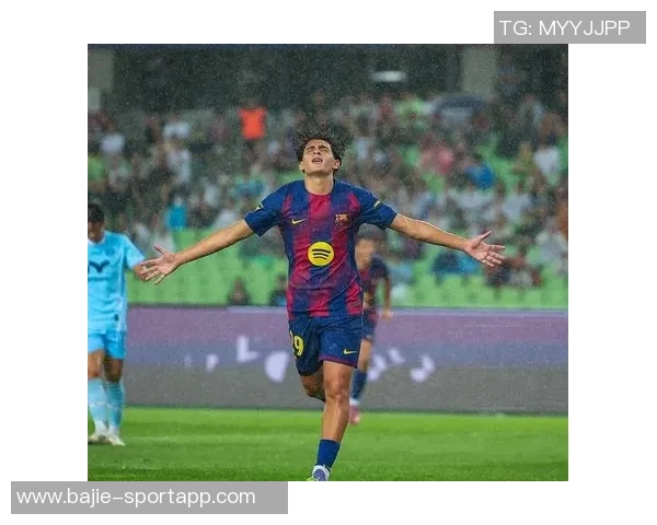 弗里克奖励巴萨球员两天假期拉什福德等人自发加练迎接挑战