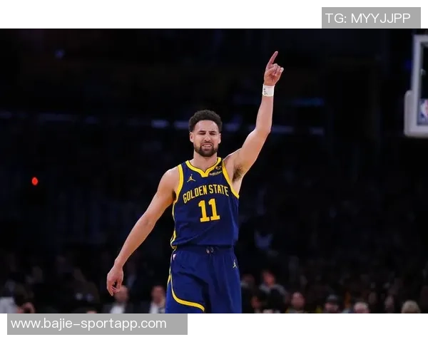 小里弗斯称赞克莱传奇地位现阶段只为热爱篮球而战