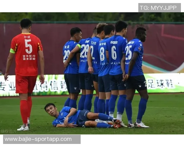 文班谈球队进步与球迷支持期待未来一切逐步走向正轨